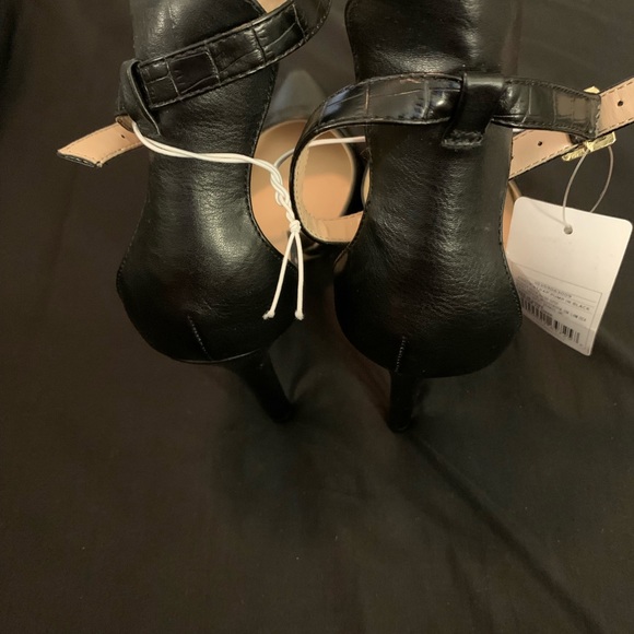 Altuzarra x Target Heels - size 10 - Picture 4 of 10